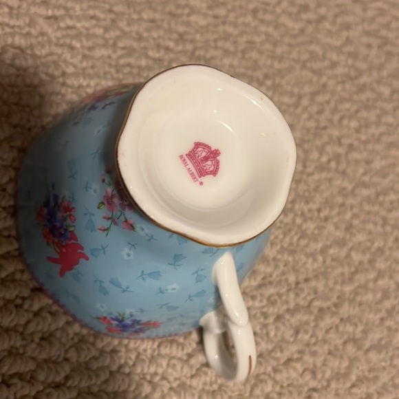 Royal Albert candy honey bunny teacup - Picture 2 of 4